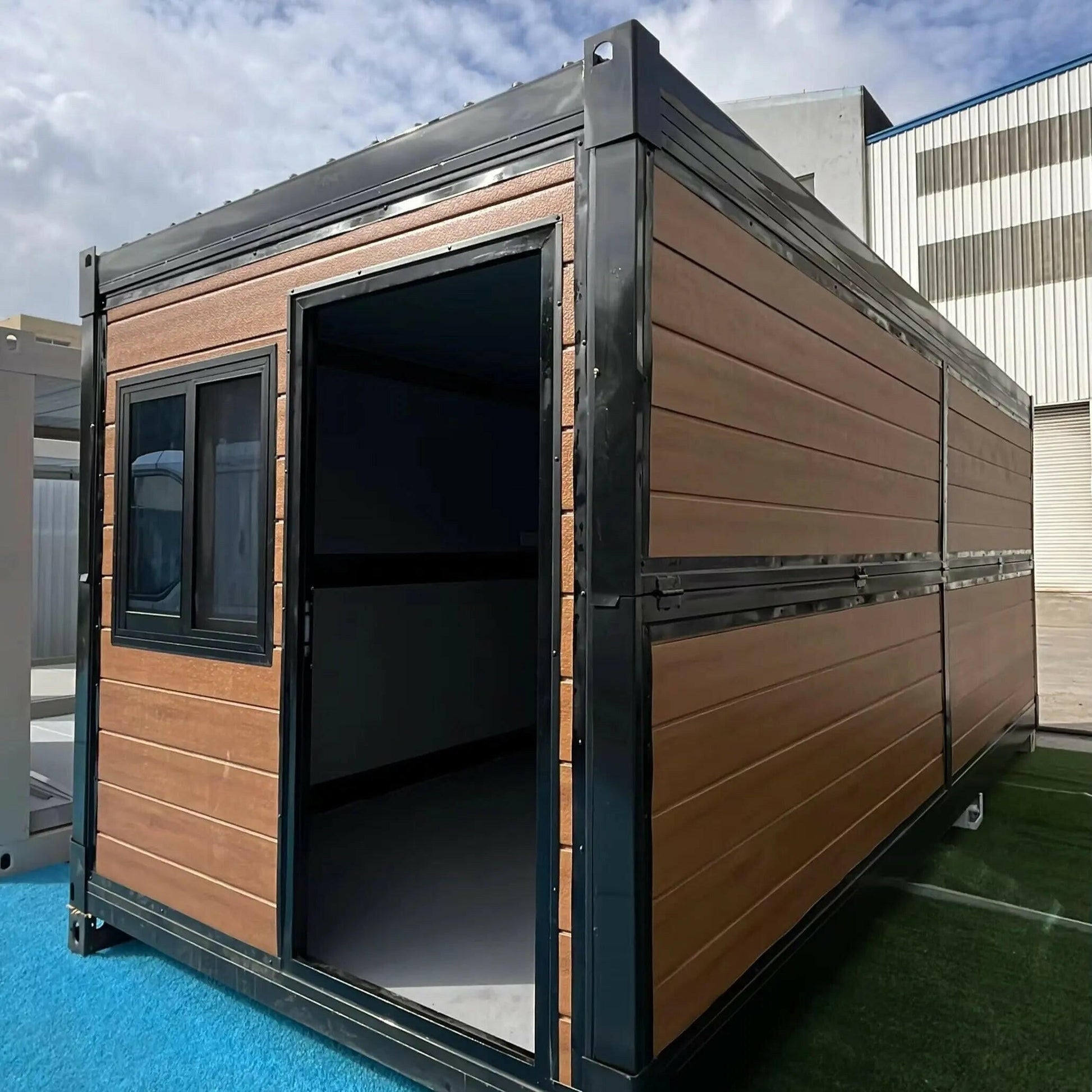 Mobile Tiny Prefab Modular House – Integrated Shipping Container Home for Indoor & Outdoor Use.