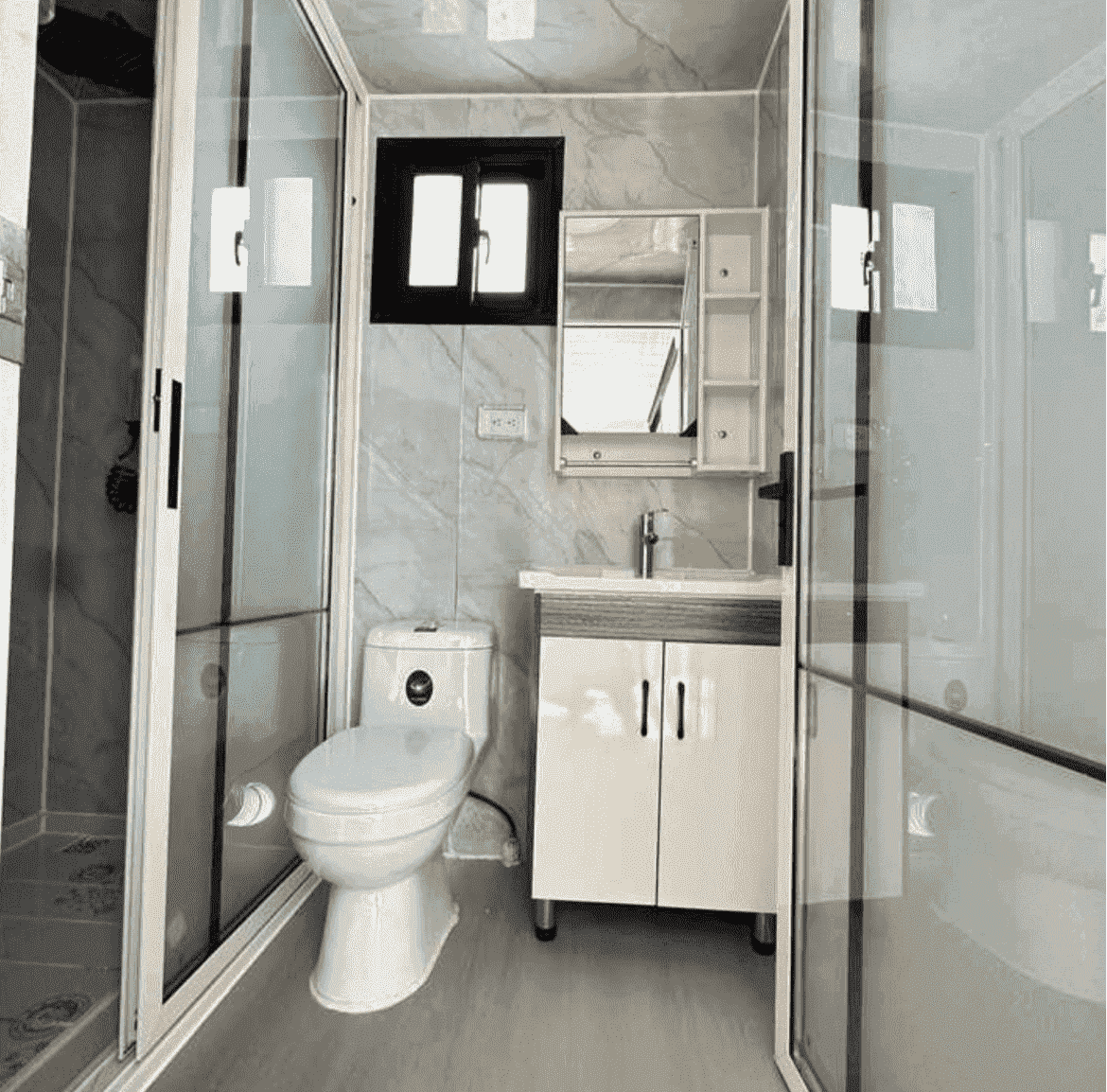 FH-300 Tiny Home on Wheels (140 sq ft) Hawme